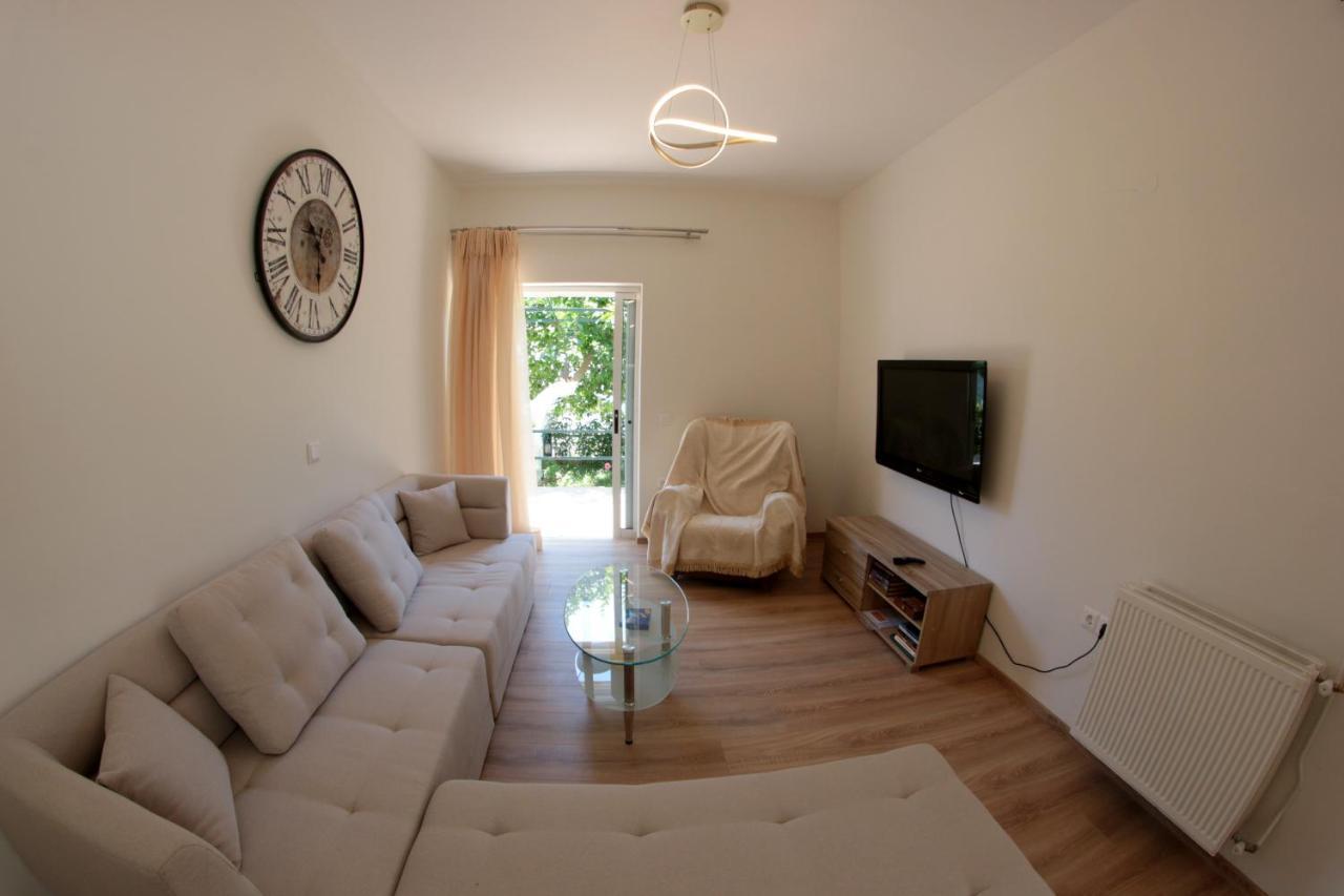 Ifigenias Apartment Agios Petros  ภายนอก รูปภาพ